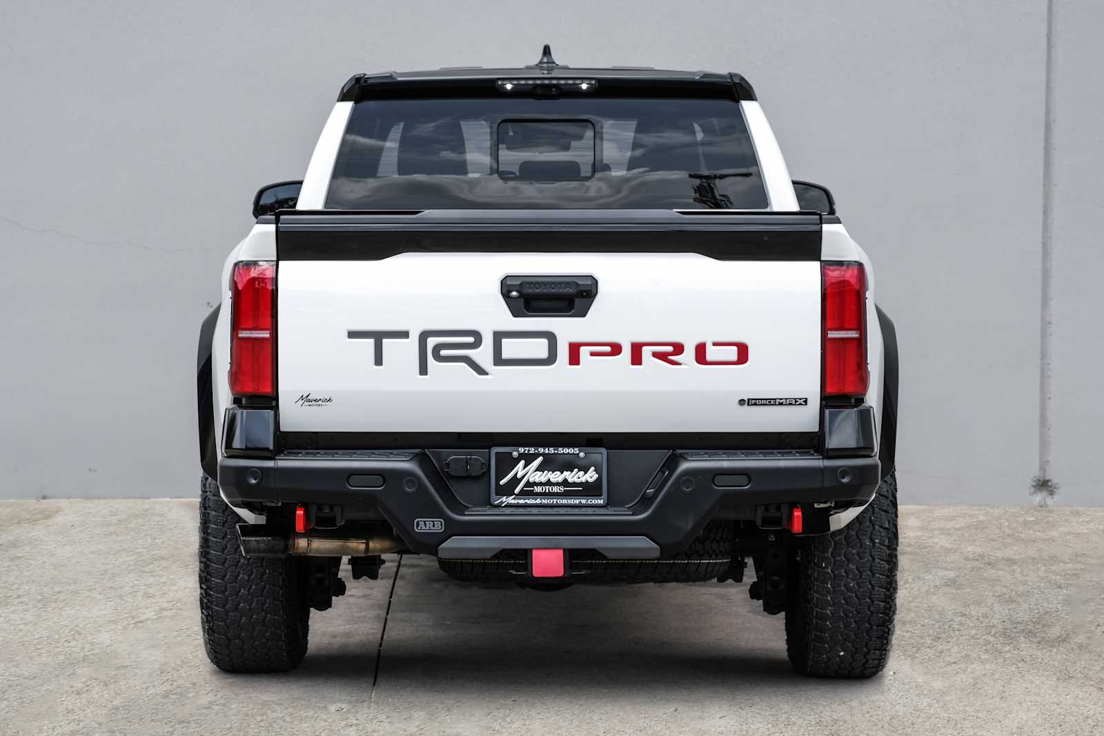 2025 Toyota Tacoma TRD Pro - Photo 10