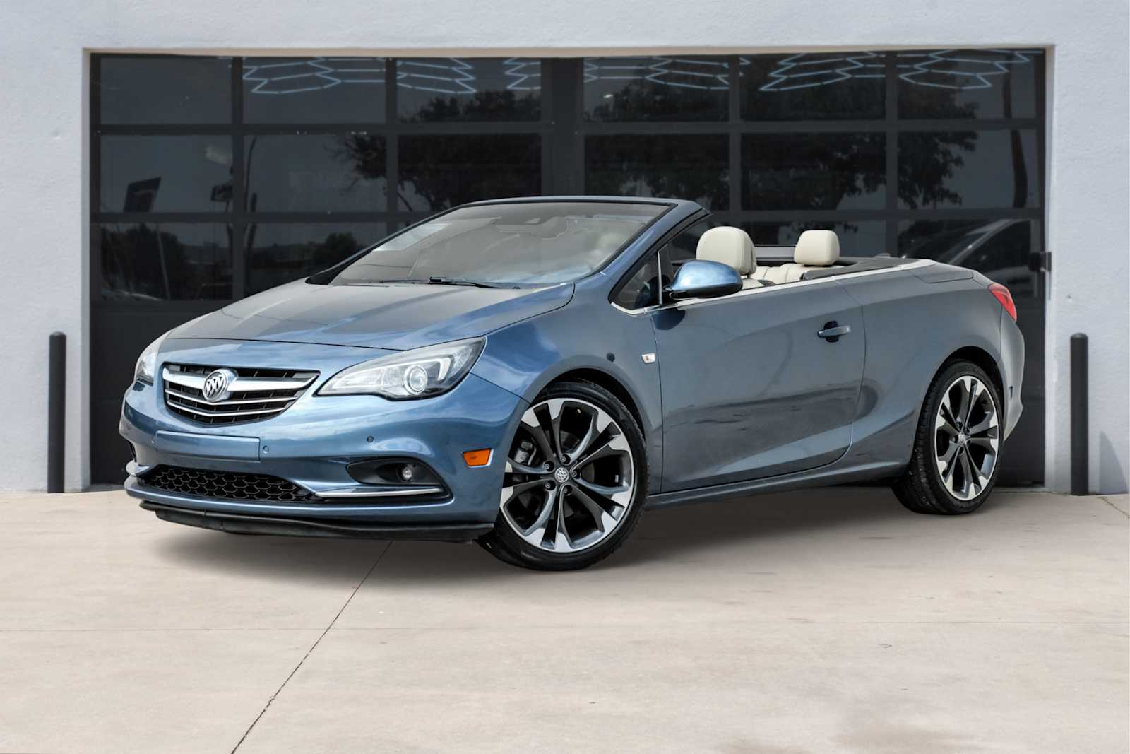 2016 Buick Cascada Premium's photo