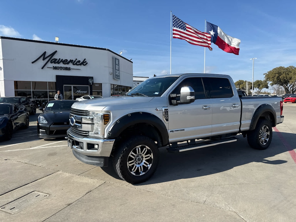 Used 2019 Ford Super Duty F-250 SRW Lariat 4WD Crew Cab 6.75 Box Truck