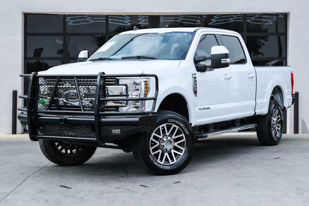 Used 2019 Ford Super Duty F-250 Pickup Lariat 4WD Crew Cab 6.75 Box Truck