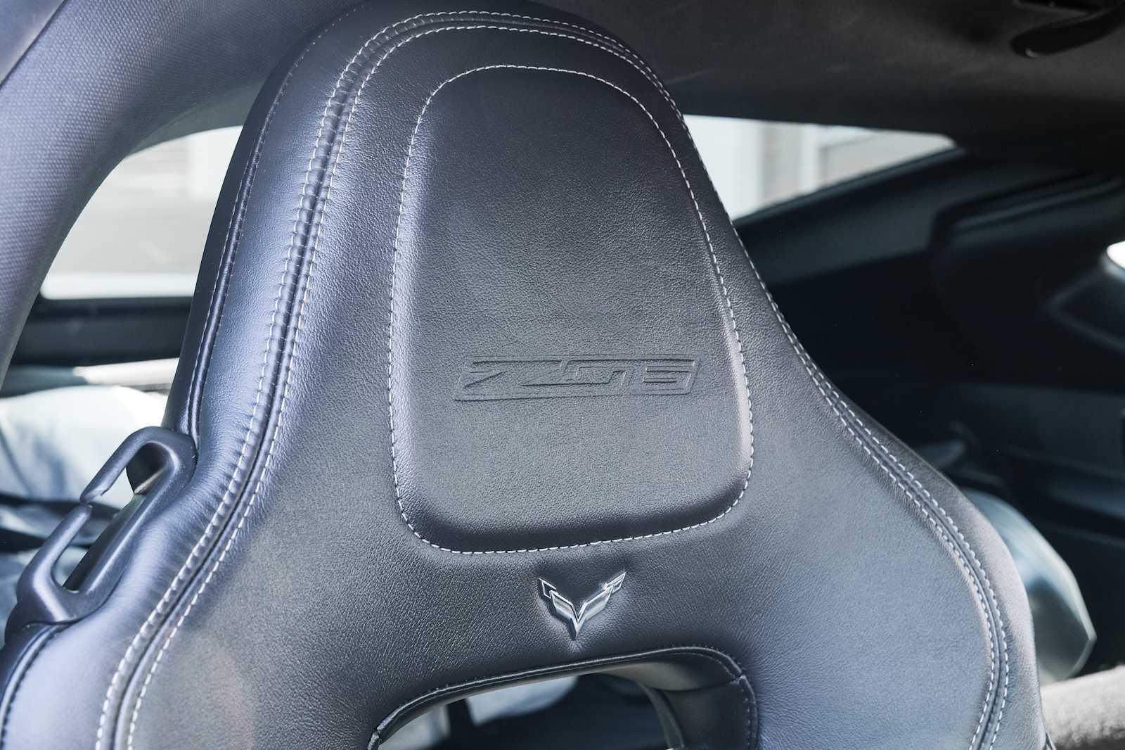2016 Chevrolet Corvette 2LZ - Photo 29