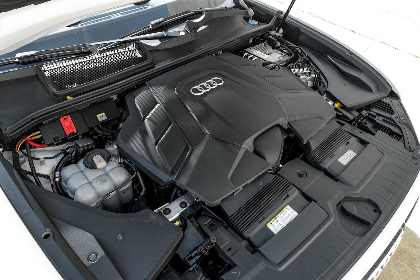 2022 Audi Q8 Premium - Photo 54