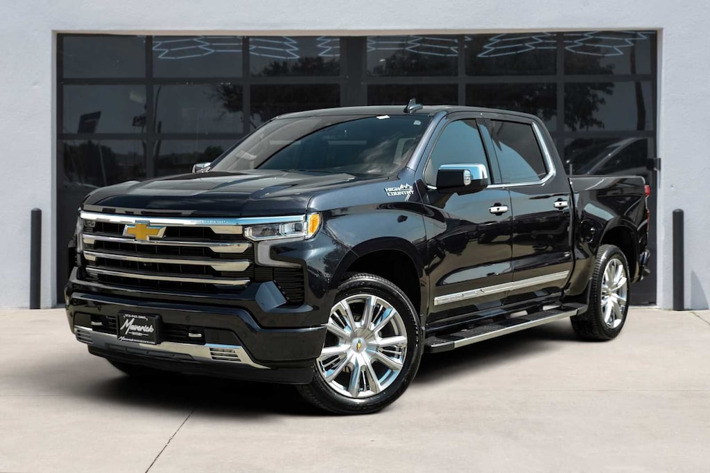 Used 2023 Chevrolet Silverado 1500 High Country 4WD Crew Cab 147 Truck