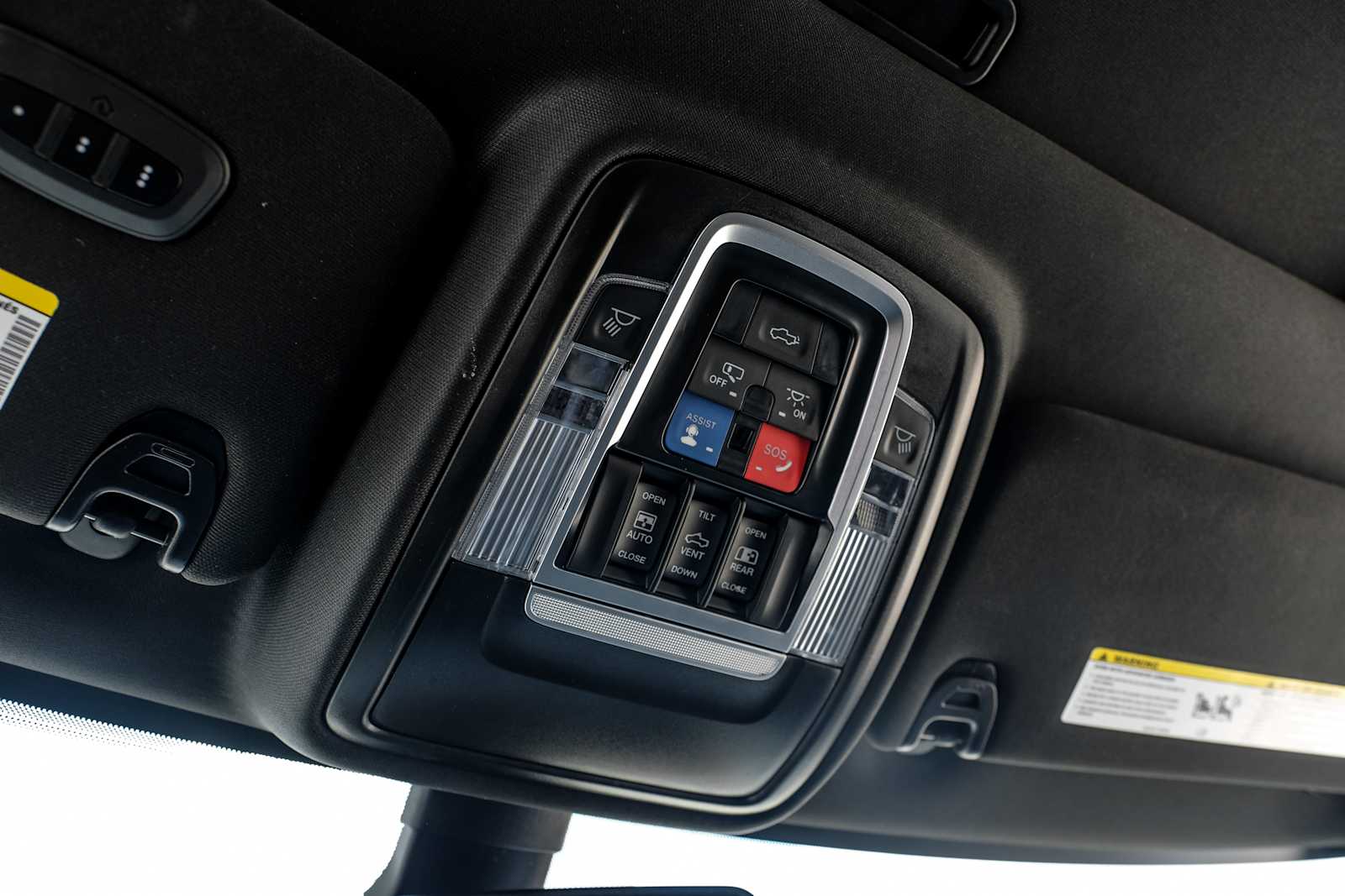 2024 RAM Ram 3500 Pickup Laramie - Photo 24