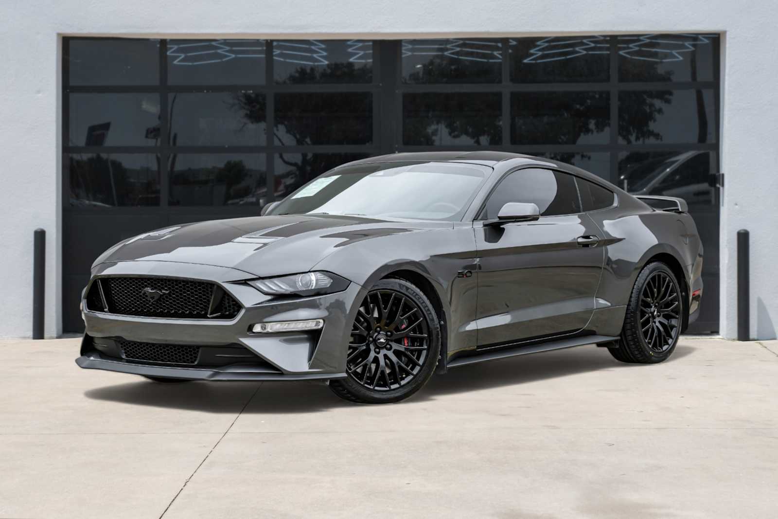 2019 Ford Mustang GT Premium's photo