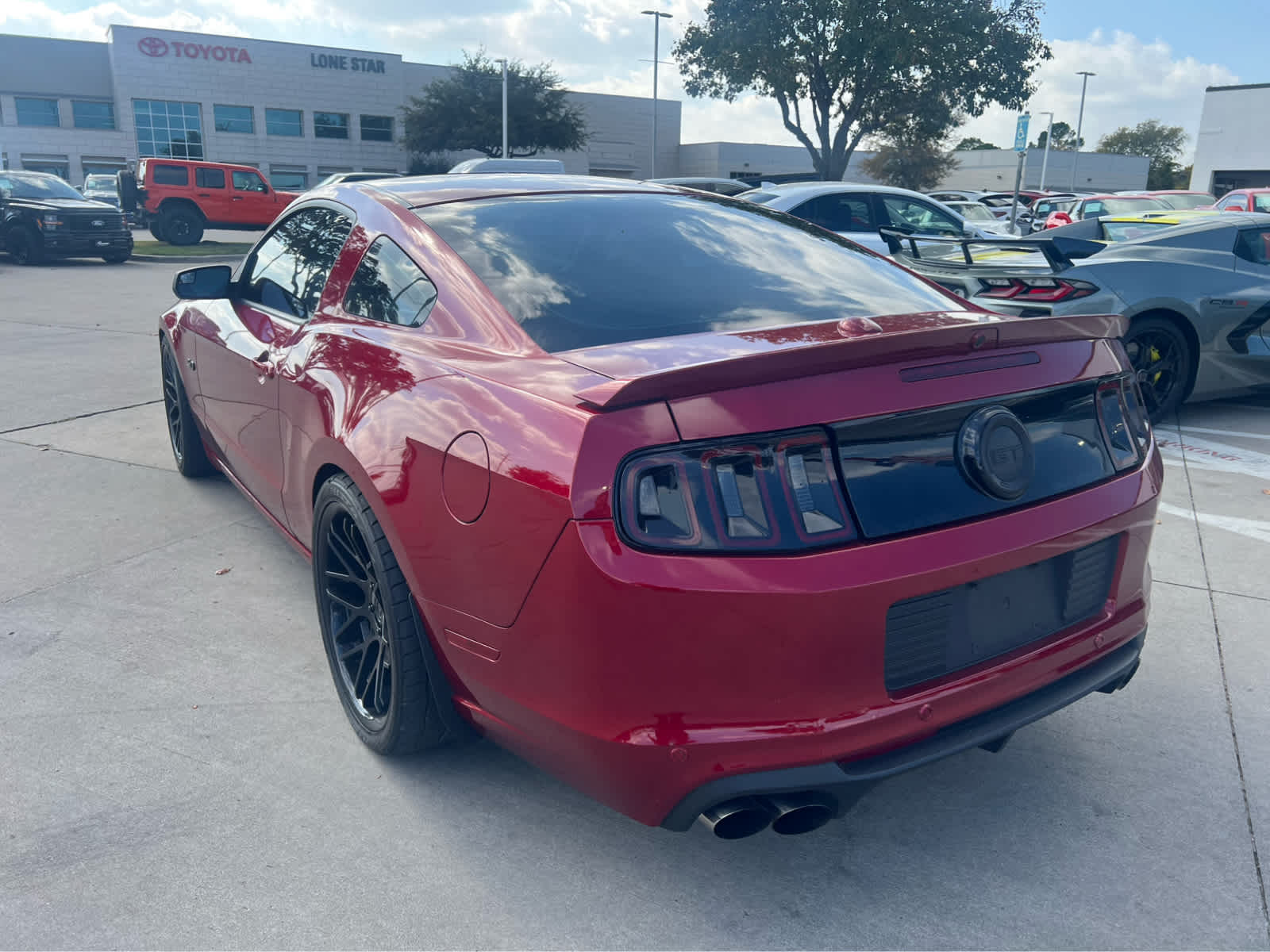 2014 Ford Mustang GT Premium photo 2