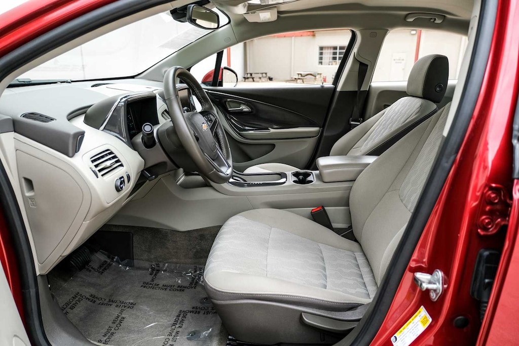 Used 2015 Chevrolet Volt Sedan