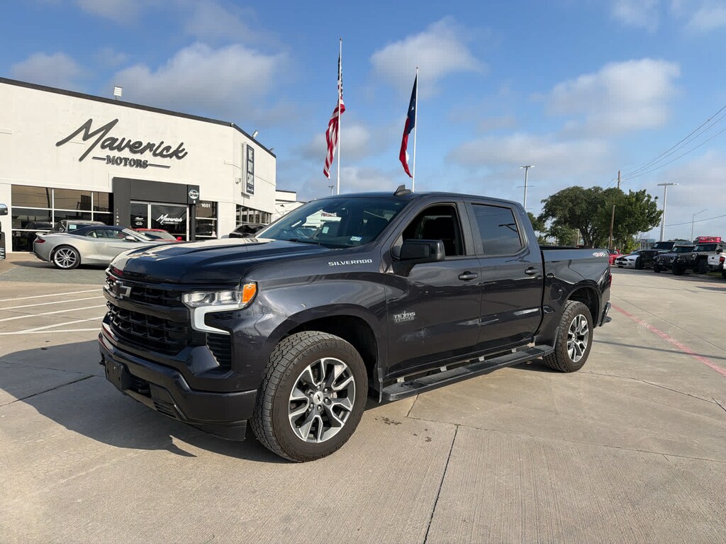 Used 2022 Chevrolet Silverado 1500 RST 4WD Crew Cab 147 Truck