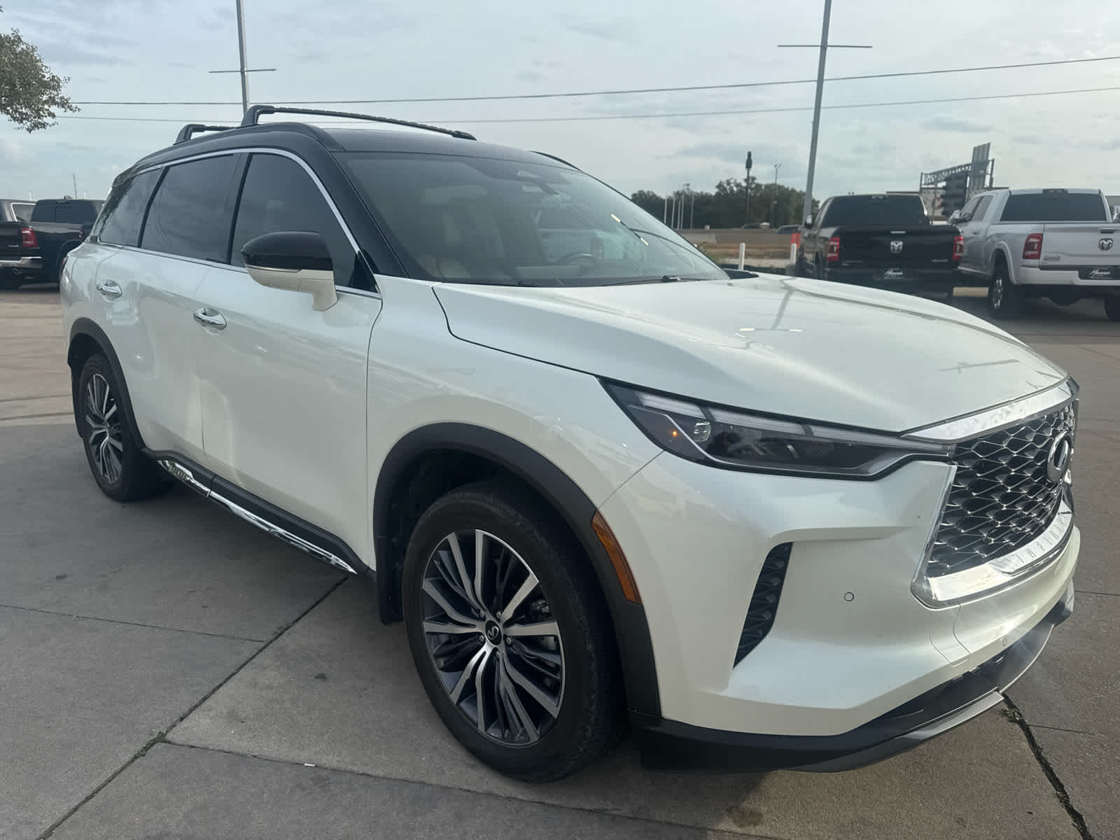 Used 2023 INFINITI QX60 Autograph SUV