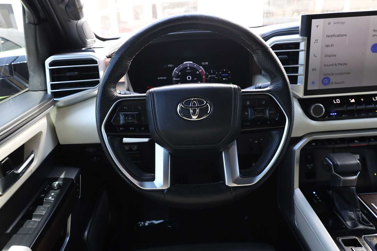 2022 Toyota Tundra Capstone - Photo 17