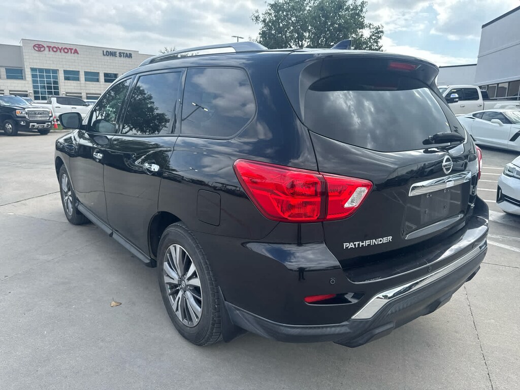 Used 2019 Nissan Pathfinder SL SUV