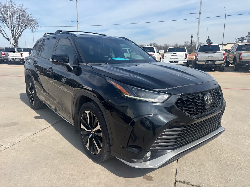 Used 2021 Toyota Highlander XSE SUV