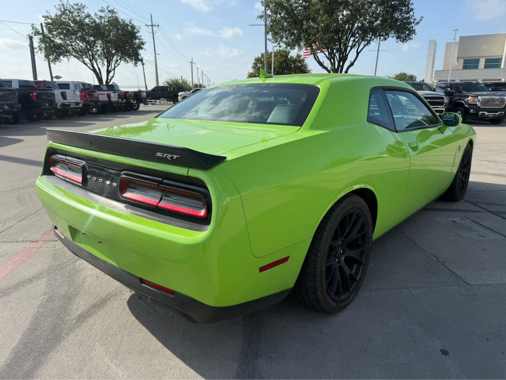 Used 2015 Dodge Challenger SRT Hellcat Coupe