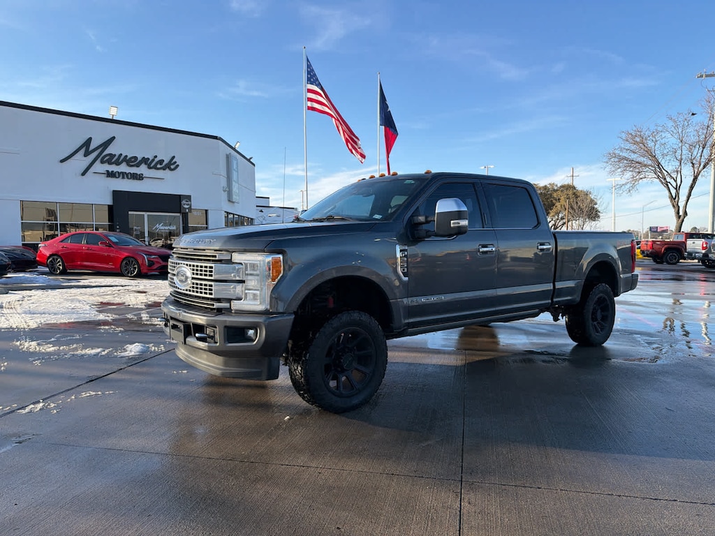 Used 2017 Ford Super Duty F-250 SRW Platinum 4WD Crew Cab 8 Box Truck
