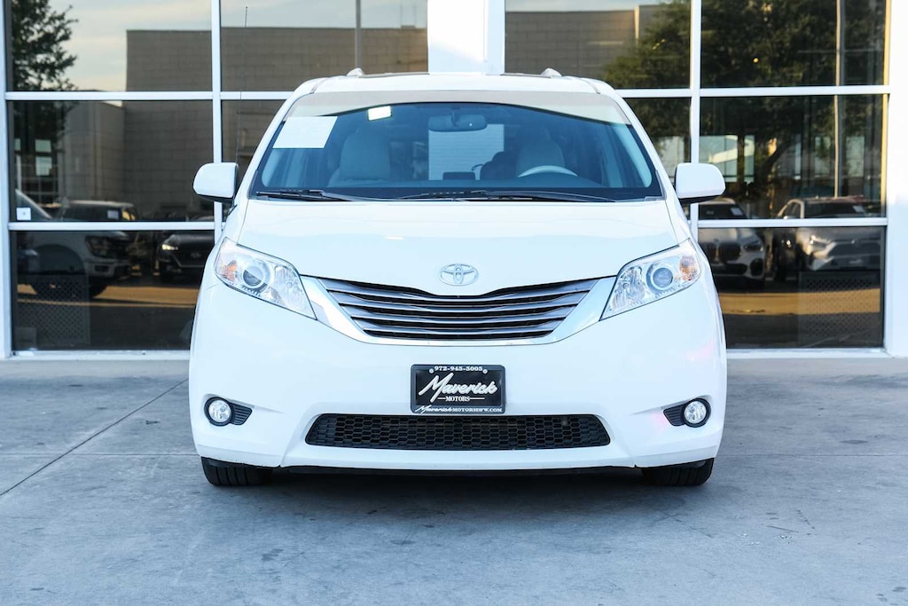 Used 2014 Toyota Sienna XLE Van