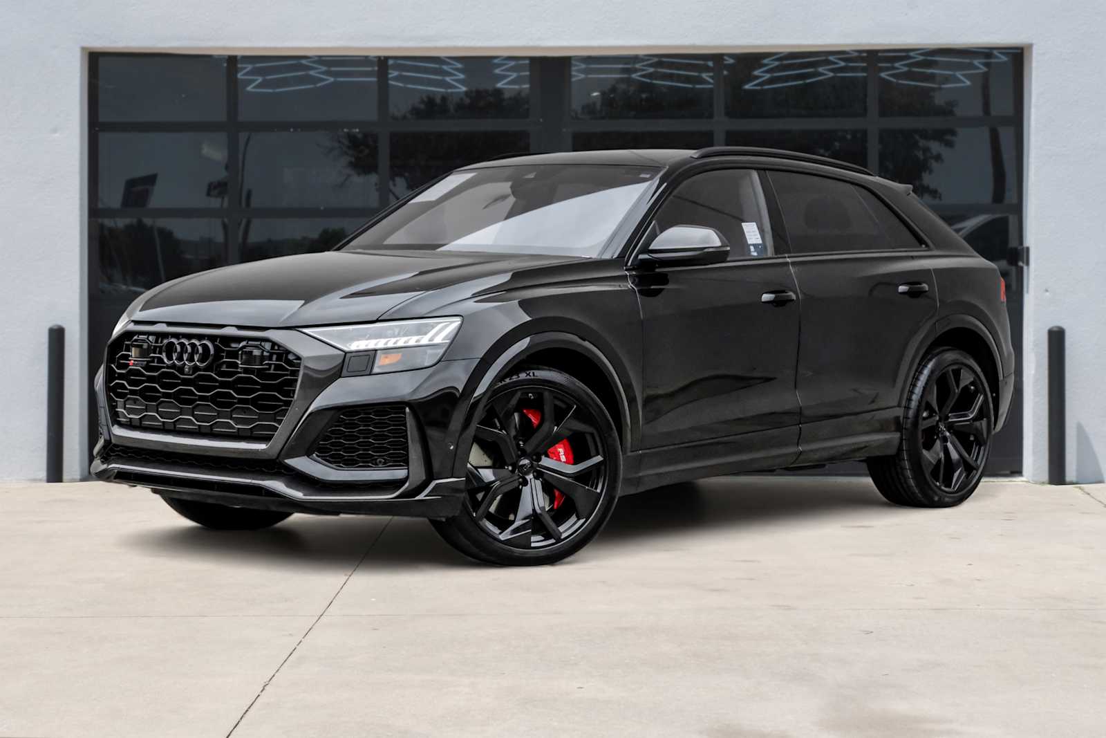2020 Audi RS Q8 Base's photo