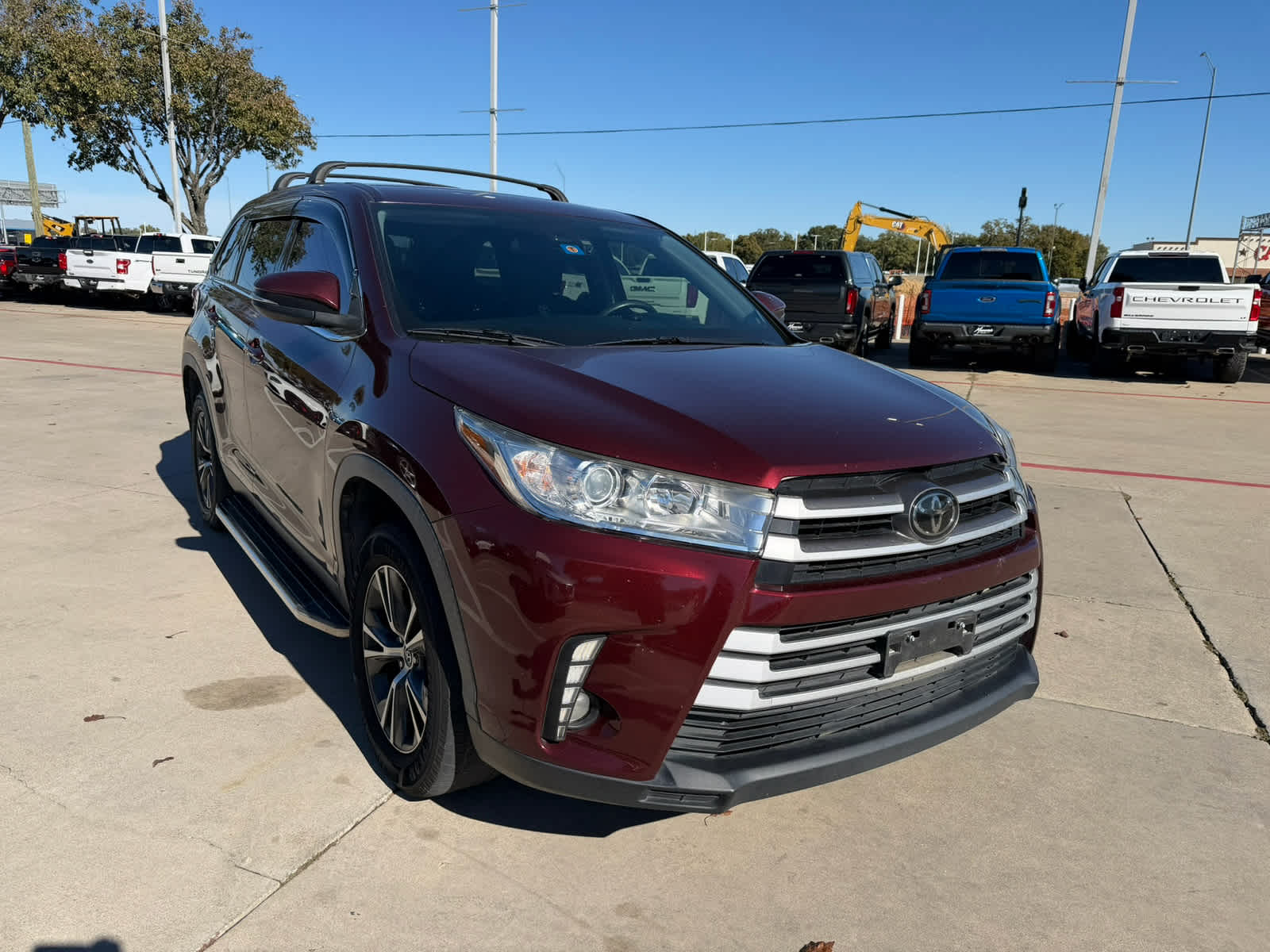 2019 Toyota Highlander LE photo 4