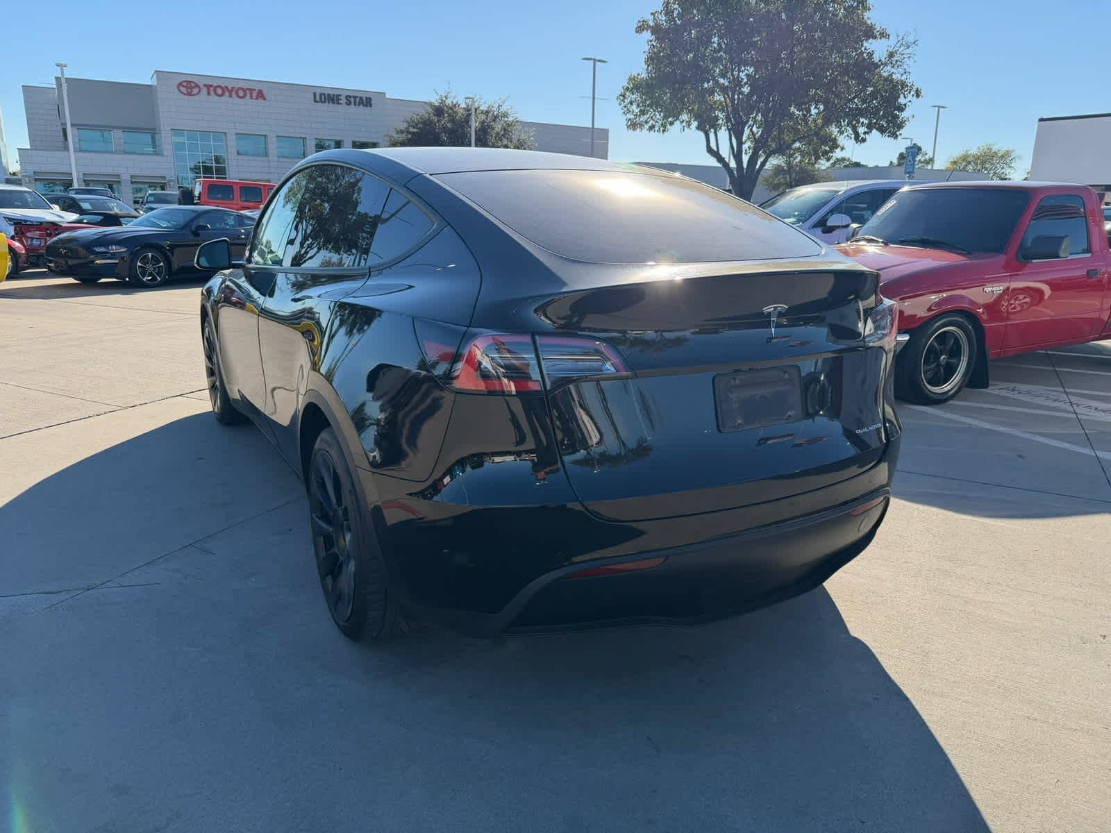 2021 Tesla Model Y Long Range photo 2