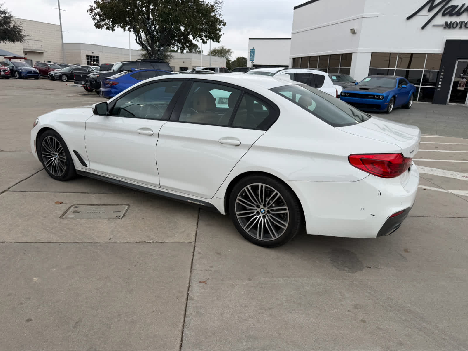 2019 Bmw 530i xDrive photo 2