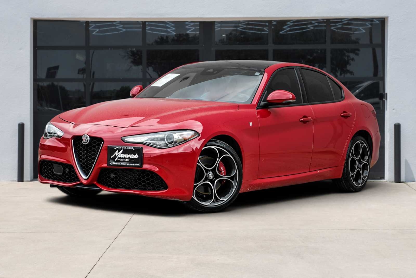 2022 Alfa Romeo Giulia 2.0 Ti Auto AWD's photo