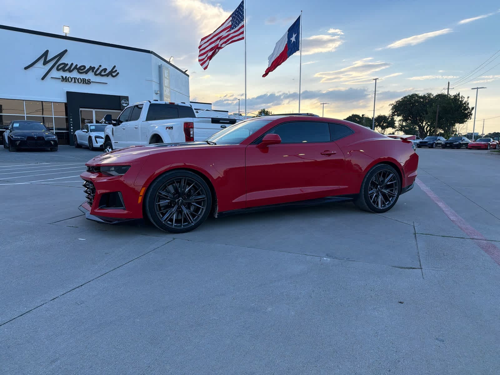 2022 Chevrolet Camaro ZL1's photo