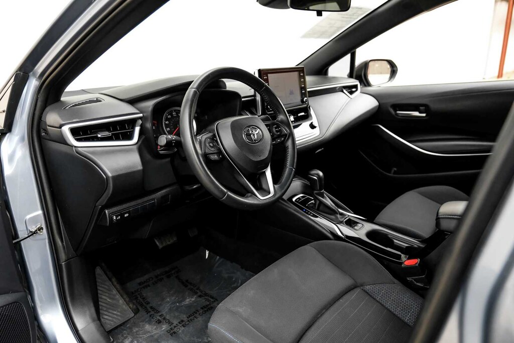 Used 2020 Toyota Corolla SE Sedan
