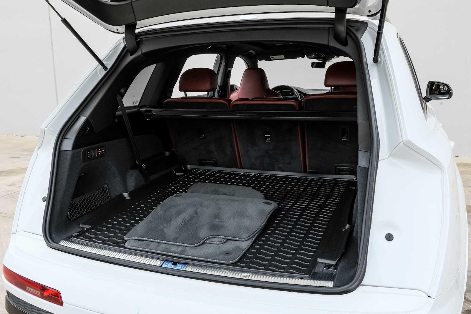 2020 Audi SQ7 Premium Plus - Photo 60