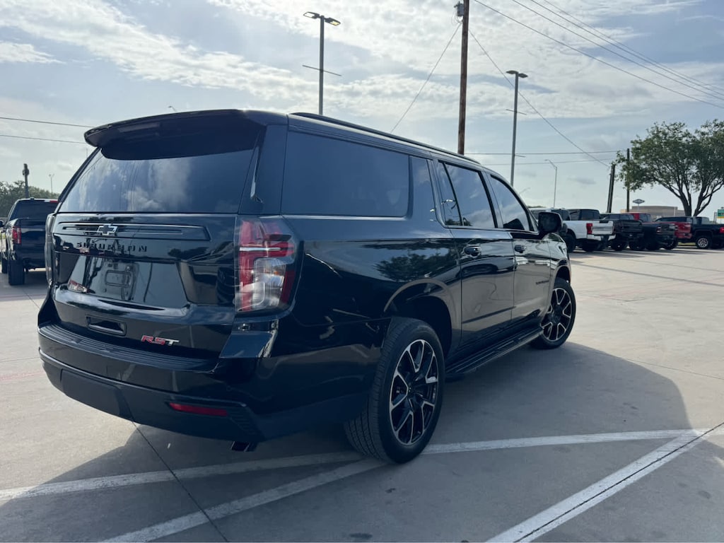 Used 2024 Chevrolet Suburban RST SUV