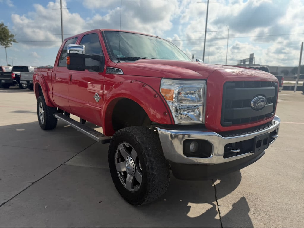 Used 2016 Ford Super Duty F-250 Pickup Lariat 4WD Crew Cab 156 Truck