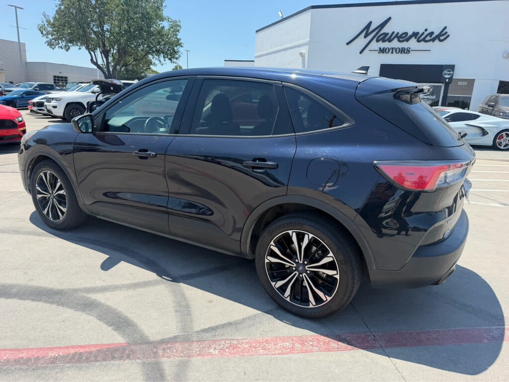 Used 2021 Ford Escape SE Hybrid SUV