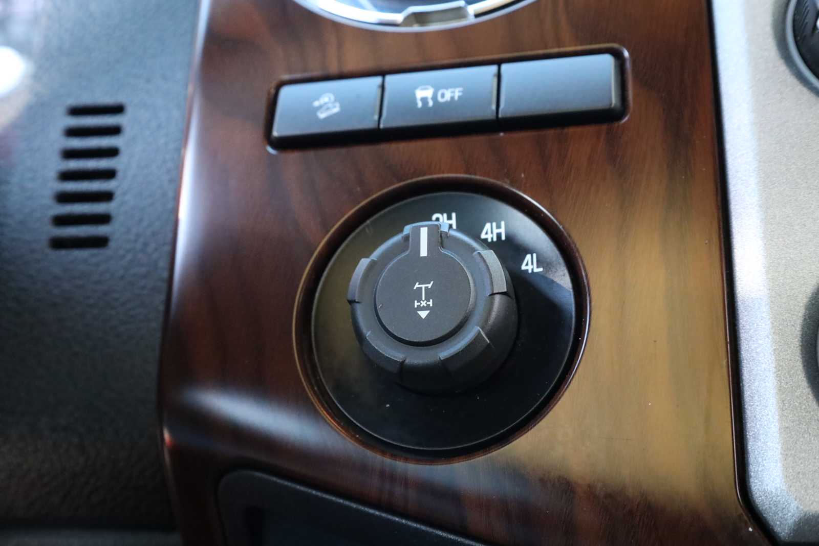 2016 Ford F-250 Super Duty Lariat - Photo 24