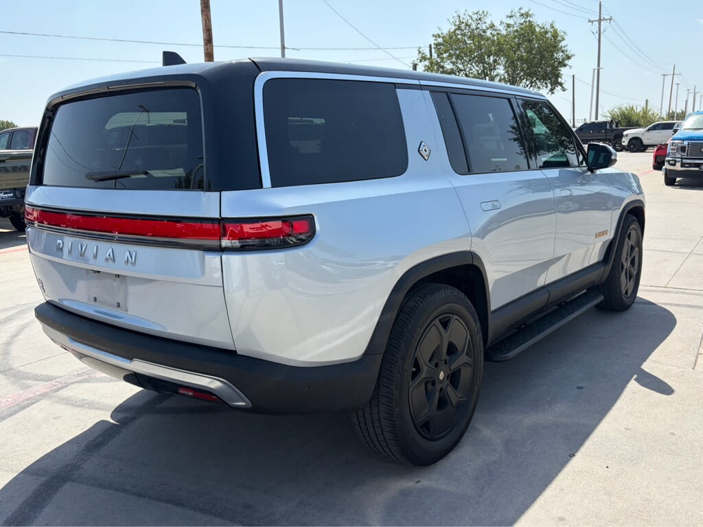 Used 2023 Rivian R1S Adventure SUV
