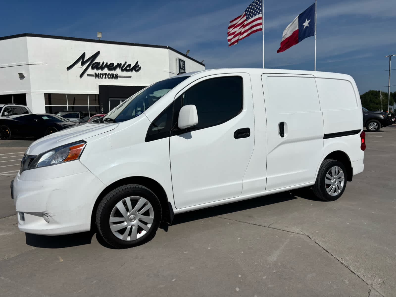 2020 Nissan NV200 SV's photo