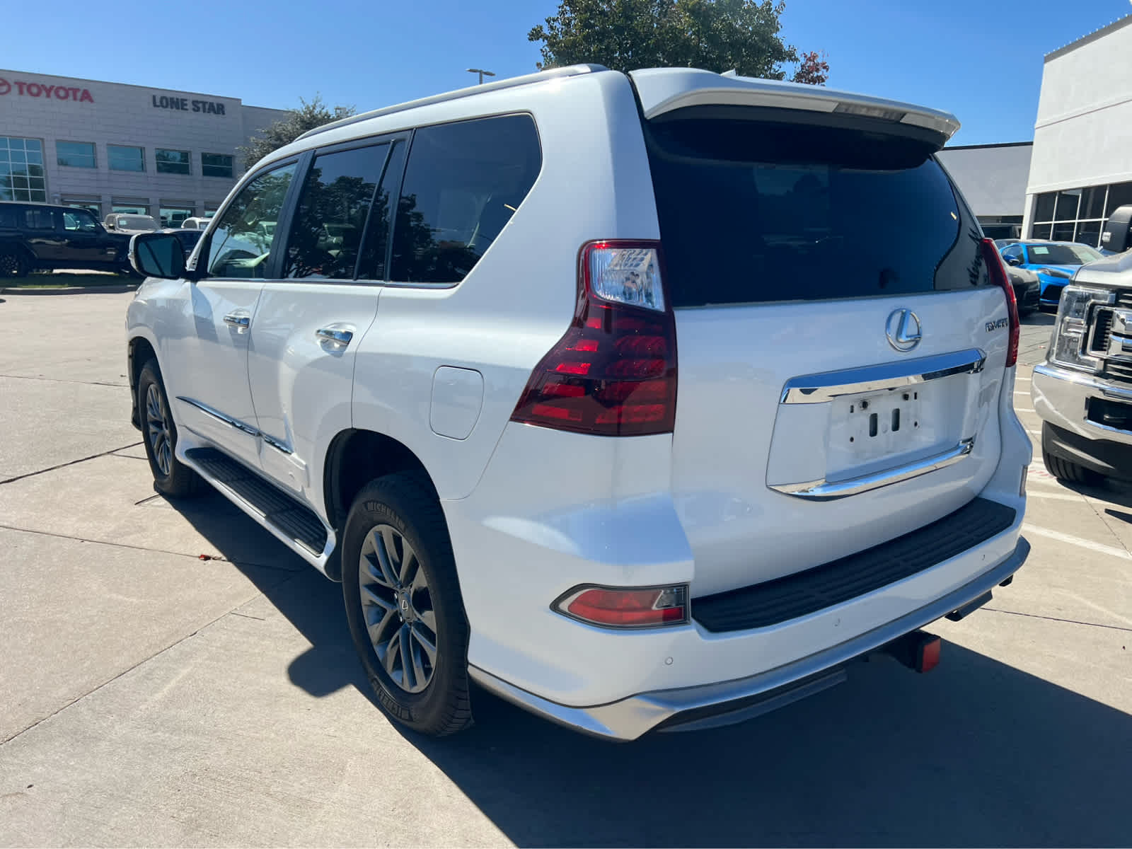 2018 Lexus GX Premium photo 2