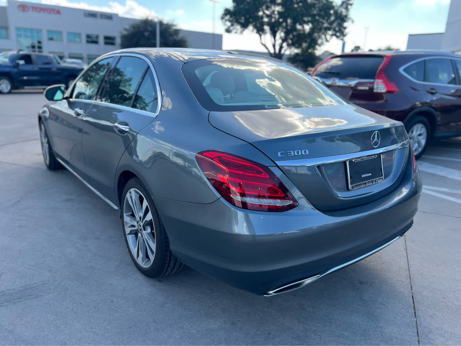 2018 Mercedes Benz C 300 photo 2