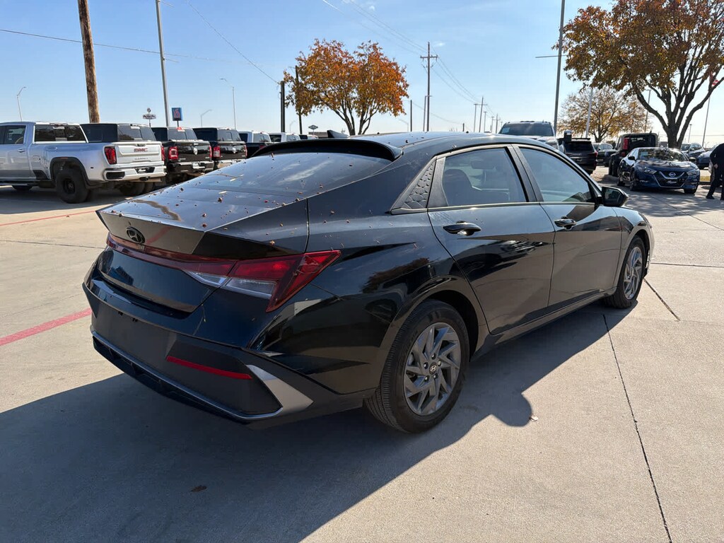 Used 2024 Hyundai Elantra SEL Sedan