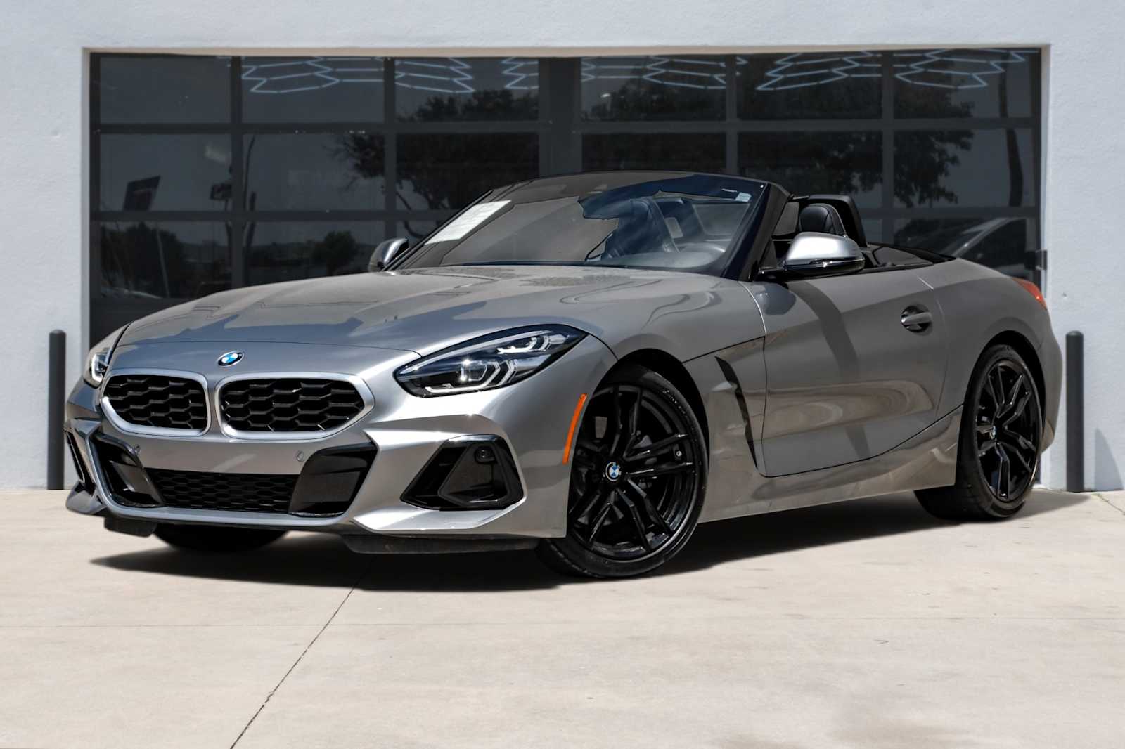 2024 BMW Z4 sDrive30i's photo