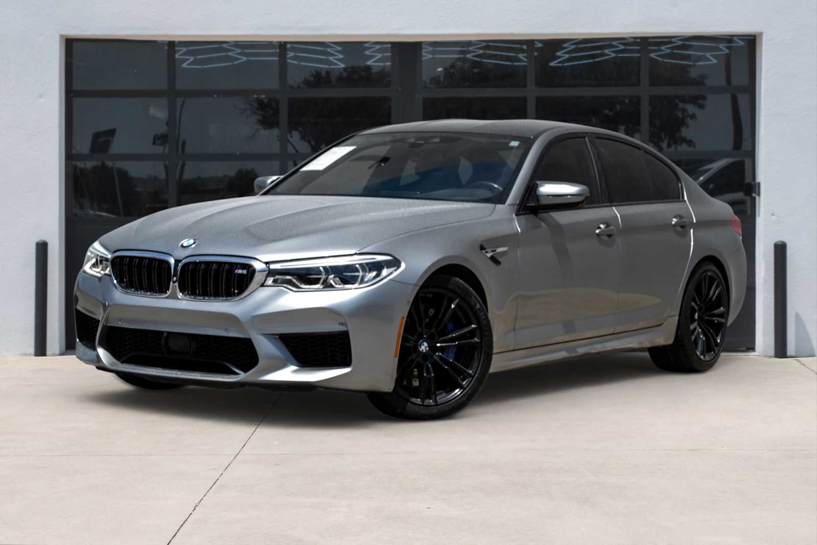 2019 BMW M5 Competition's photo