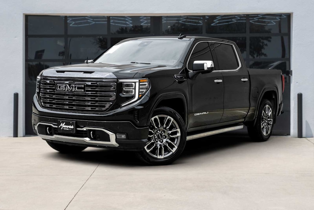 Used 2022 GMC Sierra 1500 Denali Ultimate 4WD Crew Cab 147 Truck