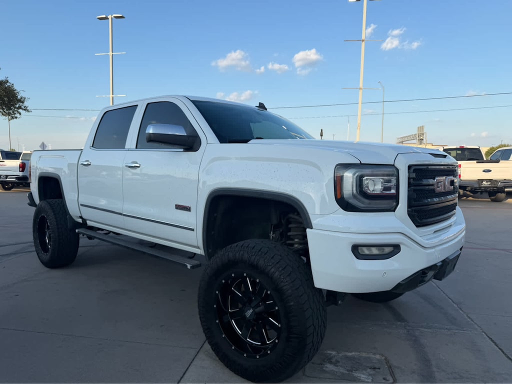 Used 2016 GMC Sierra 1500 SLT 4WD Crew Cab 143.5 Truck