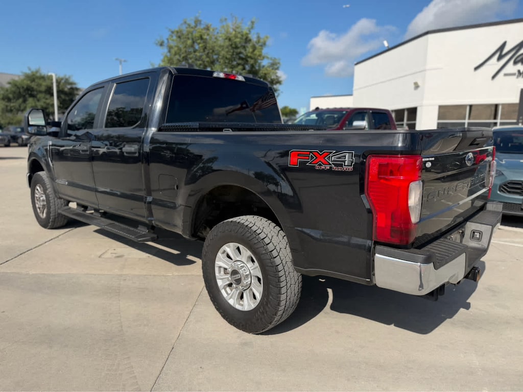Used 2021 Ford Super Duty F-250 Pickup XL 4WD Crew Cab 6.75 Box Truck