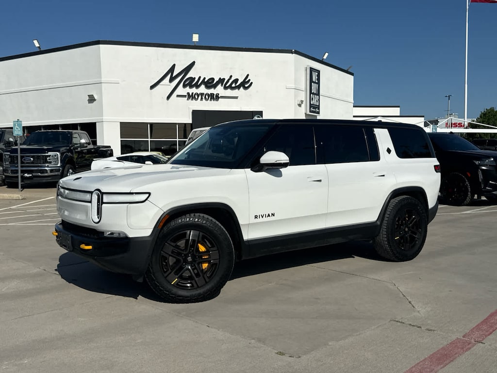 Used 2023 Rivian R1S Adventure SUV