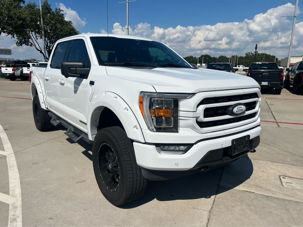 Used 2021 Ford F-150 XLT 4WD Supercrew 5.5 Box 4WD SuperCrew 5.5 Box