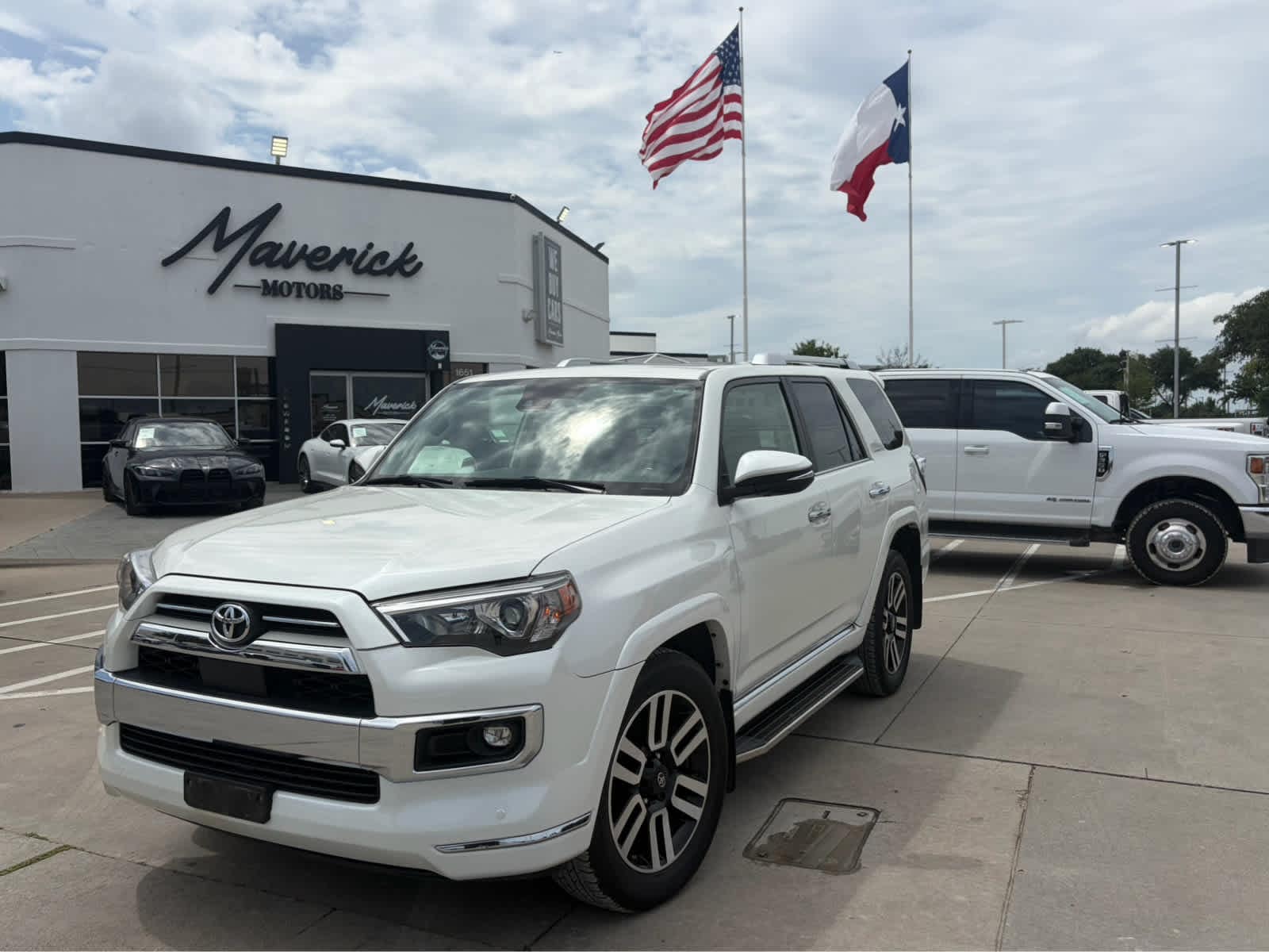 2021 Toyota 4Runner Limited RWD V6's photo