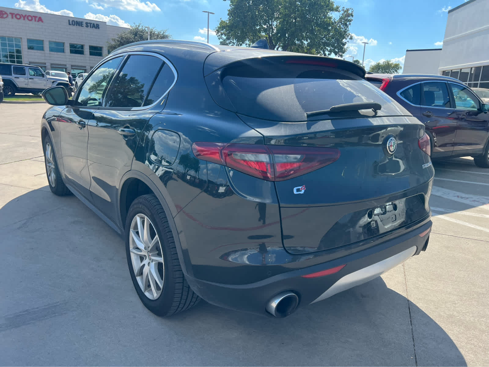 2018 Alfa Romeo Stelvio Ti photo 2