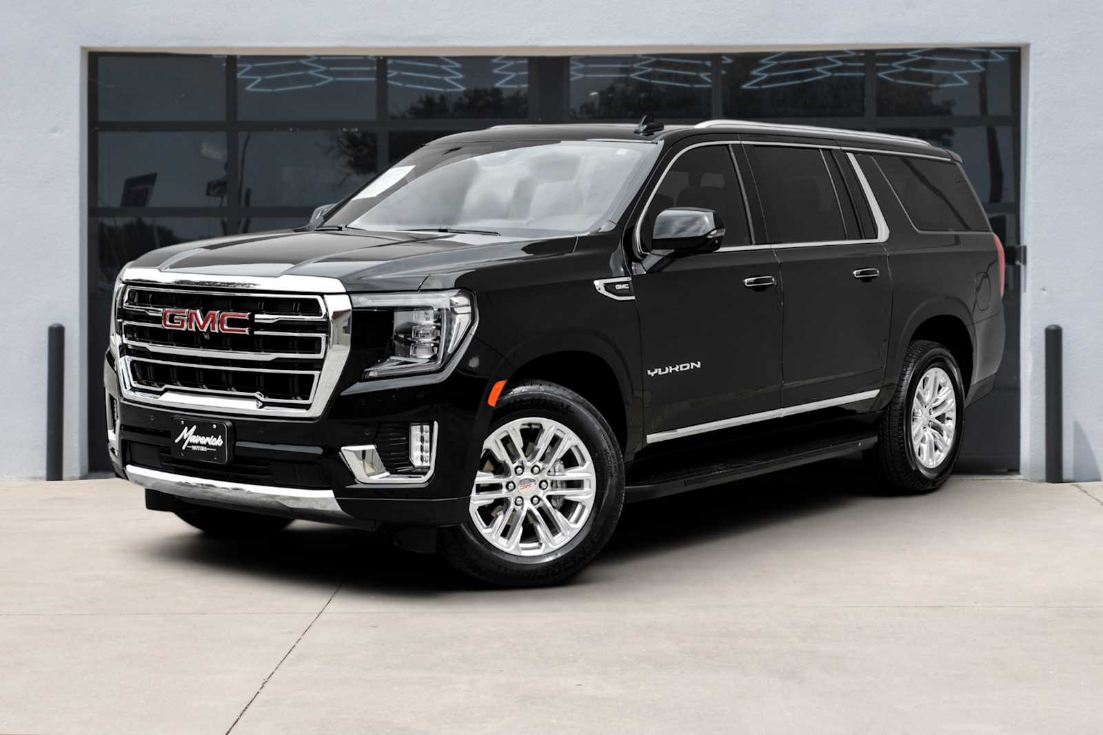 2024 GMC Yukon 4WD SLT's photo