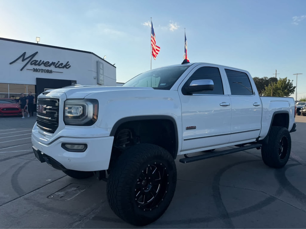 Used 2016 GMC Sierra 1500 SLT 4WD Crew Cab 143.5 Truck