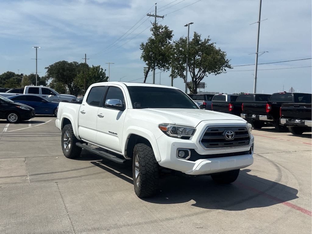 Used 2017 Toyota Tacoma Limited Double Cab 5 Bed V6 4x4 AT (SE) Truck