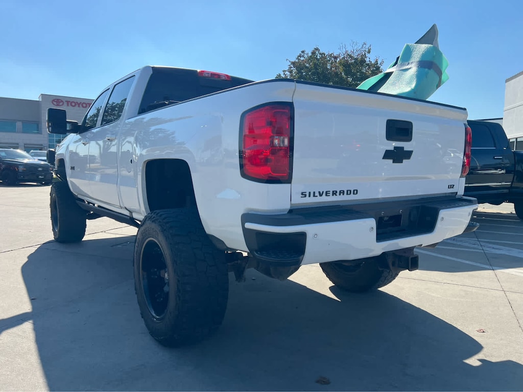 Used 2016 Chevrolet Silverado 3500HD LTZ 4WD Crew Cab 153.7 Truck
