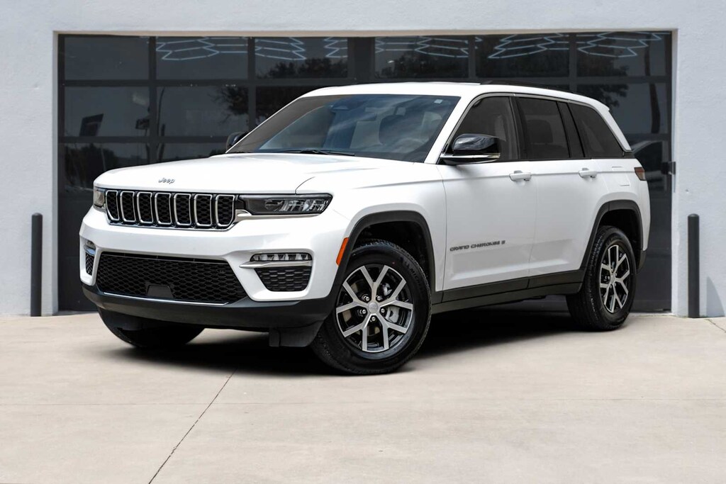 Used 2025 Jeep Grand Cherokee Limited SUV